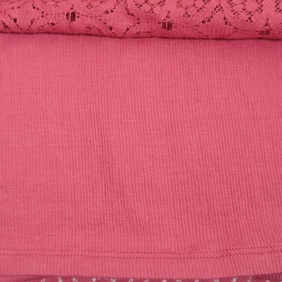 WOMENS Ivory Love Lace Cold Shoulder Size Large 3/4 Sleeve Color Holly Berry - Picture 6 of 9